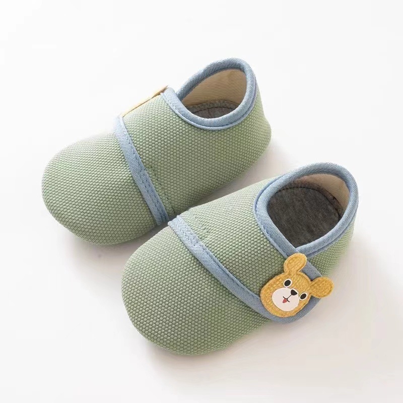 Παιδικές κάλτσες δαπέδου με αντιολισθητική μαλακή σόλα για εσωτερική χρήση (1–3 ετών), πολυεστερικές ίνες, άνοιξη-φθινοπωρο