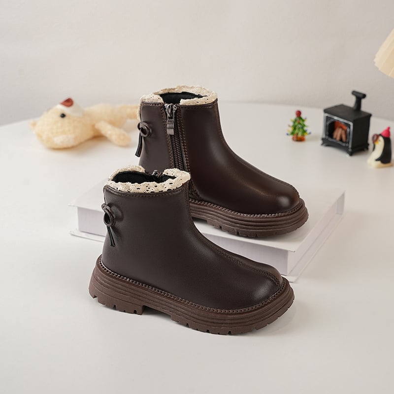 Martin topánky v britskom štýle, vrchná časť z mikrovláknovej kože, bočný zips, gumová podrážka, vnútorná výstelka z umelej krátkej plyše