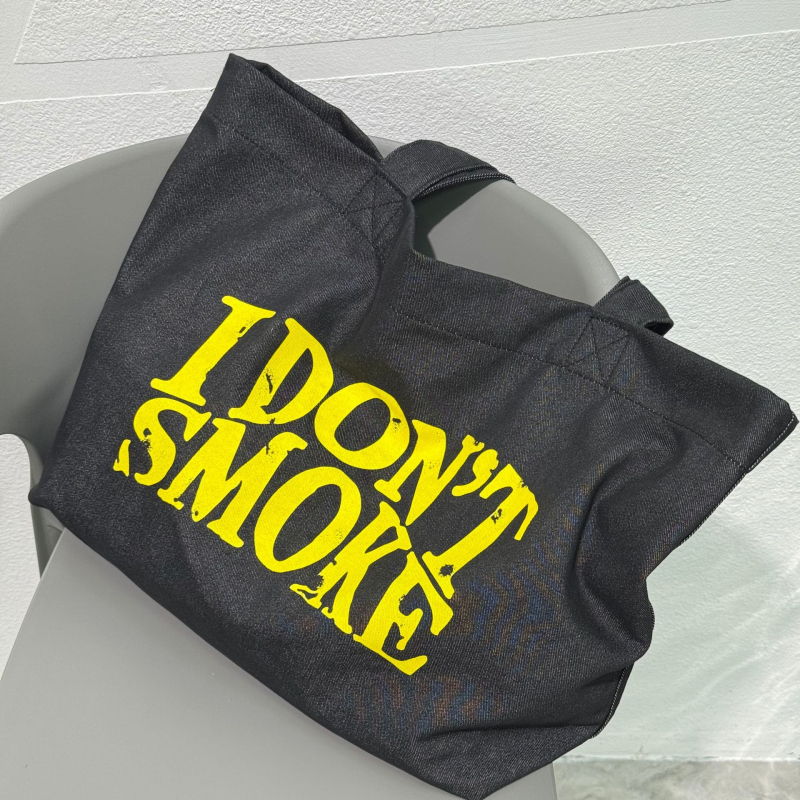 Torbica Tote od platna, ulični stil, vodoravni kvadratni oblik, otvoreni vrh, unutarnja pregrada za dokumente