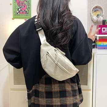 Ženska crossbody torbica od corduroy materijala - 2025 zima, zatvaranje zipom, džep za dokumente, vanjski patch džep, srednja tvrdoća