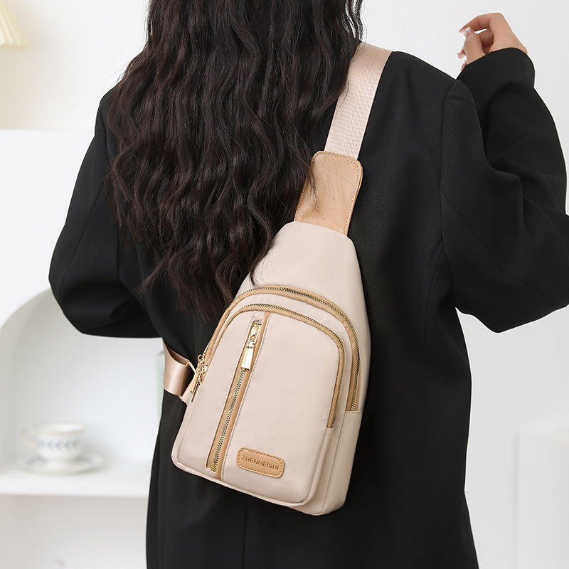 Дамска чанта през едно рамо – урбан минималистичен стил, PU материал, подплата полиестер, цип, код ZMS-603 (Пролет 2026)