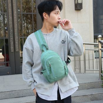 Unisex batoh z Oxford materiálu na voľný čas, kapacita do 20L, výstelka z polyesteru, zakrivený ramenný popruh