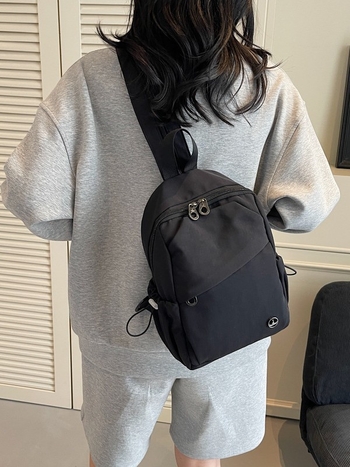 Tri-u jednu torbicu za prsa, crossbody i ruksak, Oxford tkanina, zip zatvaranje, unutarnji džepovi