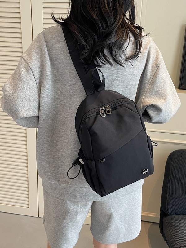 Tri-u jednu torbicu za prsa, crossbody i ruksak, Oxford tkanina, zip zatvaranje, unutarnji džepovi