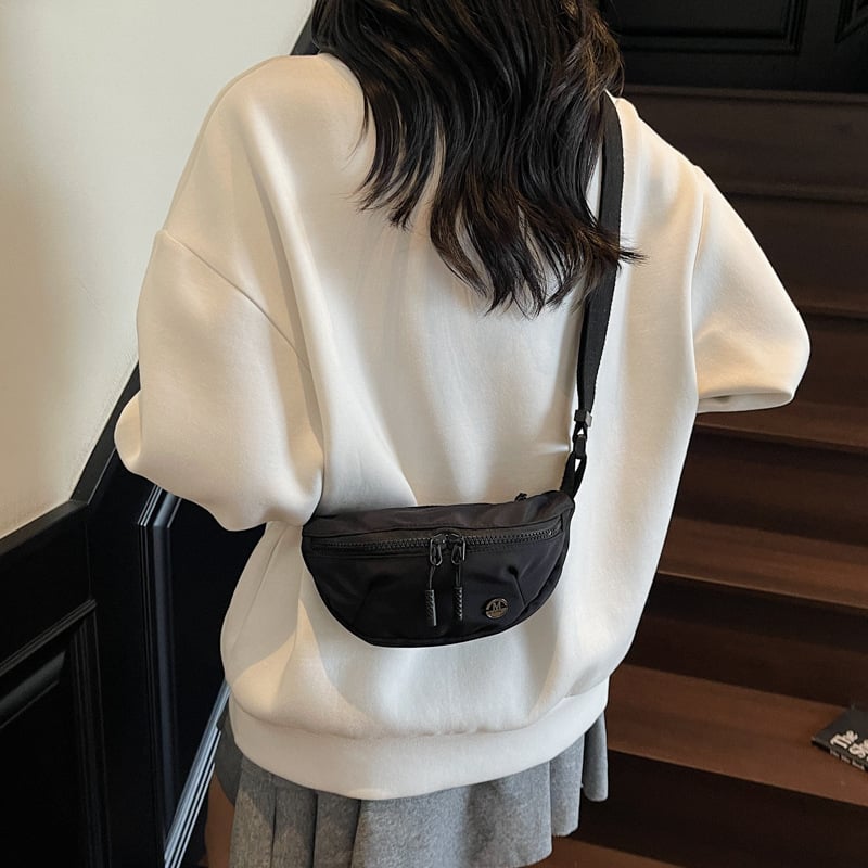 Torba crossbody u obliku dumplinga, materijal platno, zatvarač, ulični stil