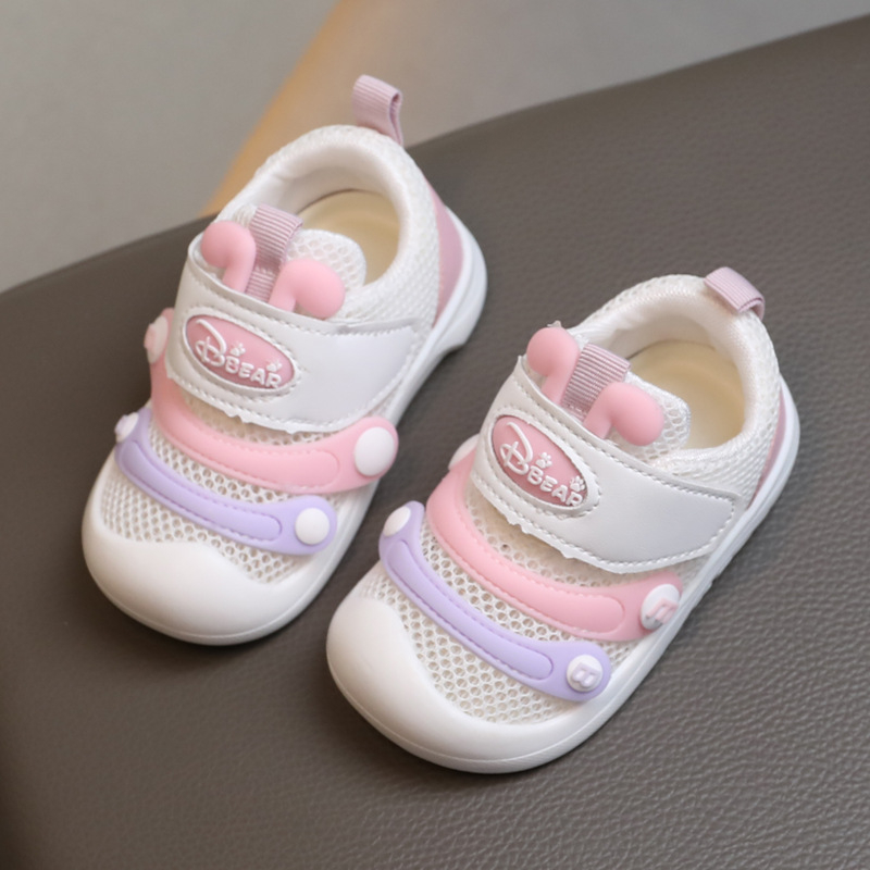Jingqi ljetne sandale za bebe i malu djecu – mrežasti gornji dio, meka potplata, dišući, protuklizno, Velcro zatvaranje, niski profil, 12–36 mjeseci, uzorak gusjenice