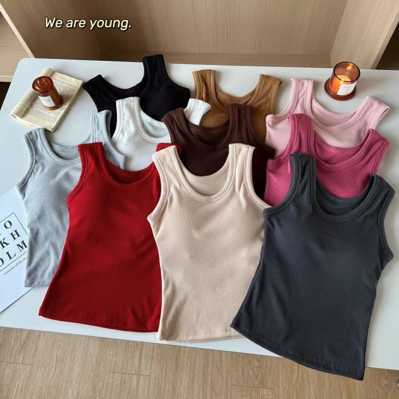 Vesta termică cu De Velvet, căptușită cu fleece, grosime 201-250 g/m², decolteu în formă de U