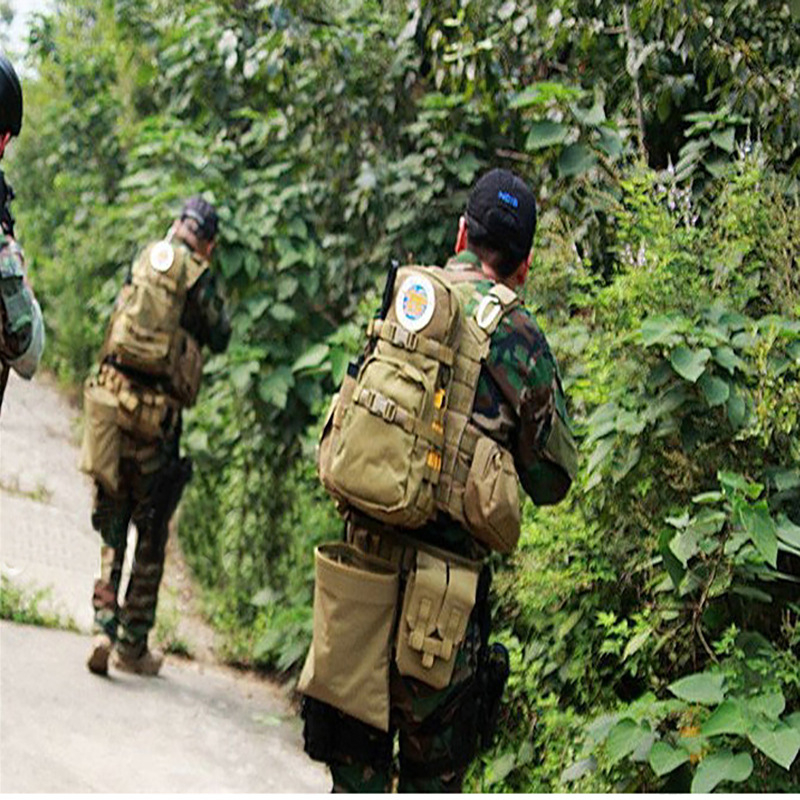 Sport övtáska | Nylon, 20–35 L, lélegző, vízálló, ultra könnyű, rejtett csat, nyomtatott logó