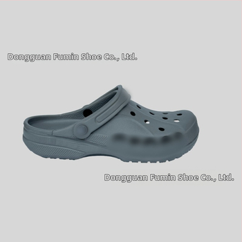 Crocs-style παντόφλες για άνδρες και νέους, ελαφριές και διαπνέουσες, EVA επάνω μέρος και σόλα, πάχος σόλας 2–3 εκ, ύψος φτέρνας 2,5 εκ, με υψηλή αντιολισθητικότητα