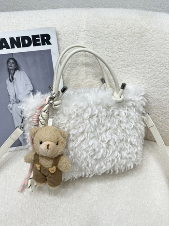 Női prémes tote táska – Városi miniszta minimalist stílus, vízszintes négyzetes forma, cipzár, egy vállpánt