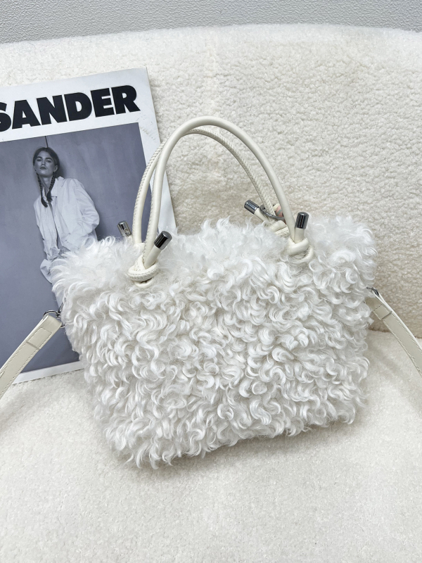 Női prémes tote táska – Városi miniszta minimalist stílus, vízszintes négyzetes forma, cipzár, egy vállpánt