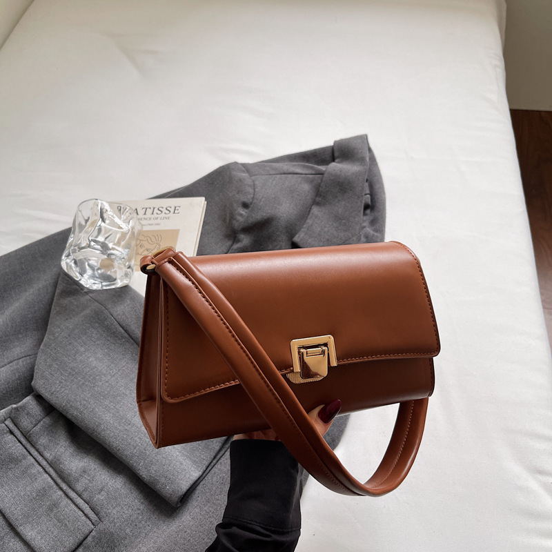 Geantă de subraț în stil baguette, din PU, formă horizontală pătrată, închidere cu lacăt, căptușeală din piele sintetică