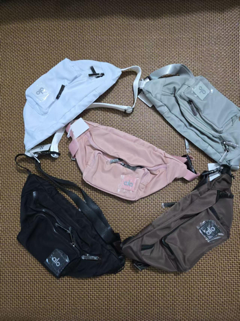 Női derék- és crossbody táska - nylon, cipzár, belső cipzáras zseb, háromdimenziós külső, tavasz 2025