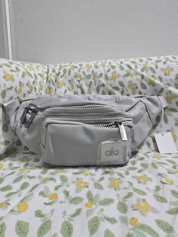 Női derék- és crossbody táska - nylon, cipzár, belső cipzáras zseb, háromdimenziós külső, tavasz 2025