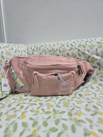 Női derék- és crossbody táska - nylon, cipzár, belső cipzáras zseb, háromdimenziós külső, tavasz 2025