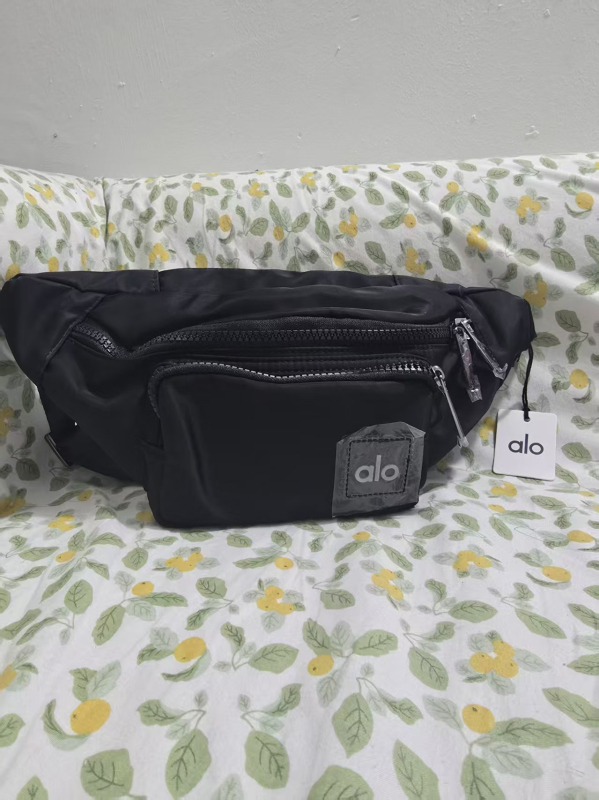 Női derék- és crossbody táska - nylon, cipzár, belső cipzáras zseb, háromdimenziós külső, tavasz 2025