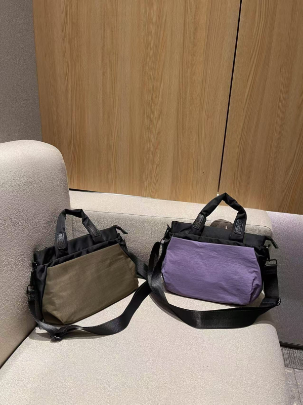 Smiley dizajnirana torba tote od najlona, višestruki pretinci, zatvarač, lagana crossbody, poliester podstava, izlazak u proljeće 2025
