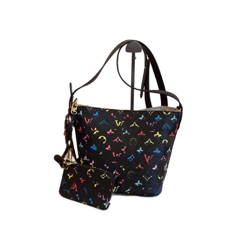 Bucket torba – set od tri komponente (PU materijal, ovalni oblik, zatvarač, PU podstava)