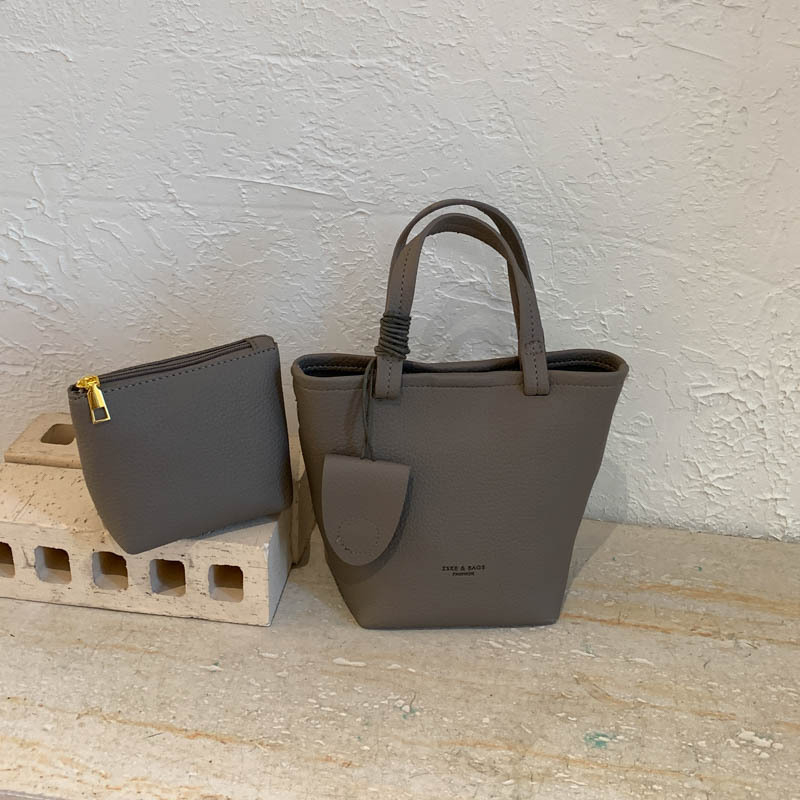 Városi minimalist PU keresztbody táska, függőleges téglalap alakú, mágneses zárás