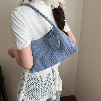 PU bőrből készült kézitáska, street trend stílus, horizontálisan négyszögletes forma, mágneses zár, poliészter bélés