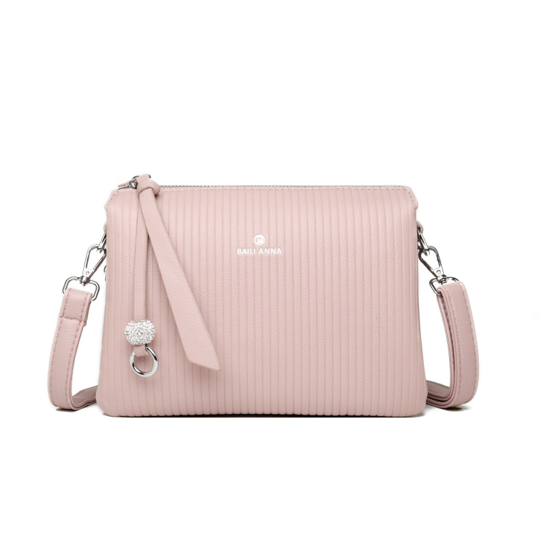 Crossbody torba od PU, vodoravni kvadratni oblik, zatvaranje na zip, unutarnji pretinci: džep na zip, džep za telefon, džep za dokumente, laminirani džep; podstava od poliestera; proljeće 2026 izdanje