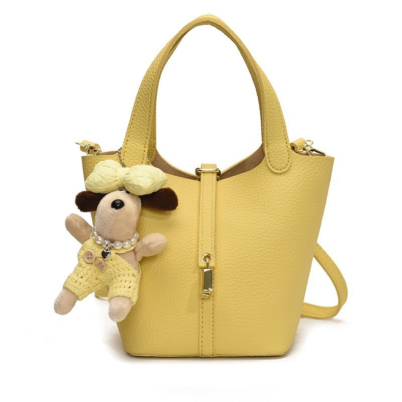 Geantă bucket pentru femei – stil stradal, material PU, închidere magnetică, buzunar cu fermoar, căptușeală din poliester, formă bucket, vara 2025