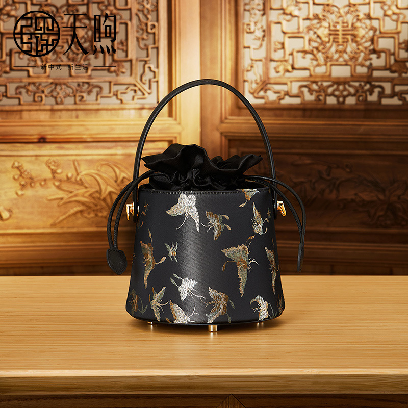 Geantă bucket din piele de vacă și material textil, stil național literar, închidere cu șnur, căptușeală poliester