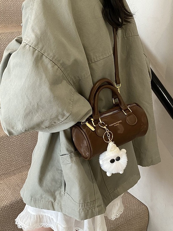 Geantă Bucket din PU, formă cilindrică, închidere cu fermoar, Sky wings flying