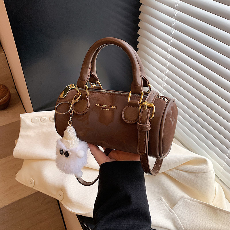 Geantă Bucket din PU, formă cilindrică, închidere cu fermoar, Sky wings flying