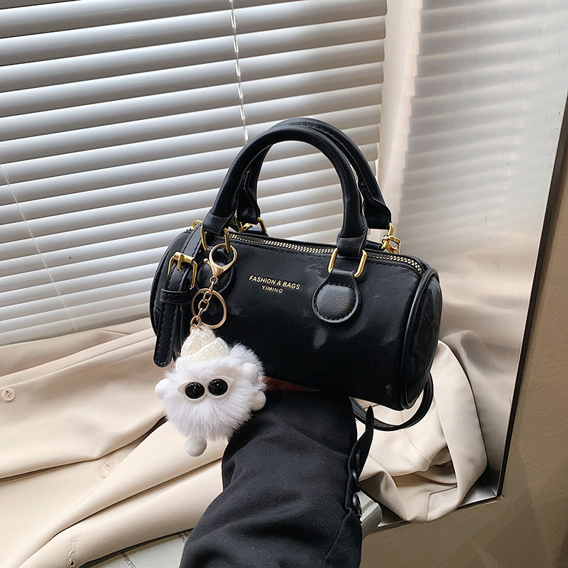 Geantă Bucket din PU, formă cilindrică, închidere cu fermoar, Sky wings flying