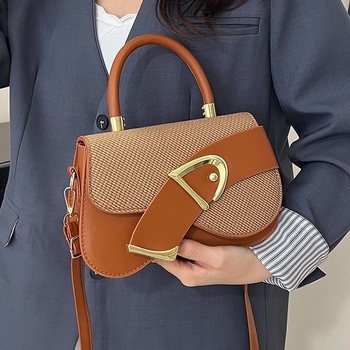 Torba za ruku, gradski minimalistički stil, corduroy materijal, pravokutnog oblika, magnetska kopča, džep za telefon (Jesen 2025)