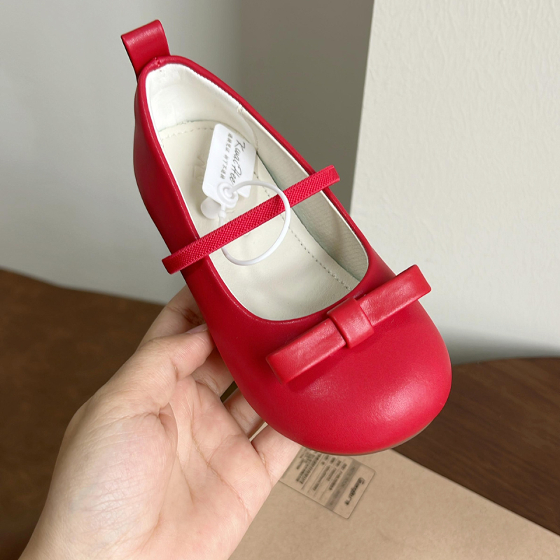 Dievčenské Mary Jane topánky s mašľou, mäkkou podrážkou, zapínanie elastickou páskou, horný materiál mikrovlákno, podrážka z gumy