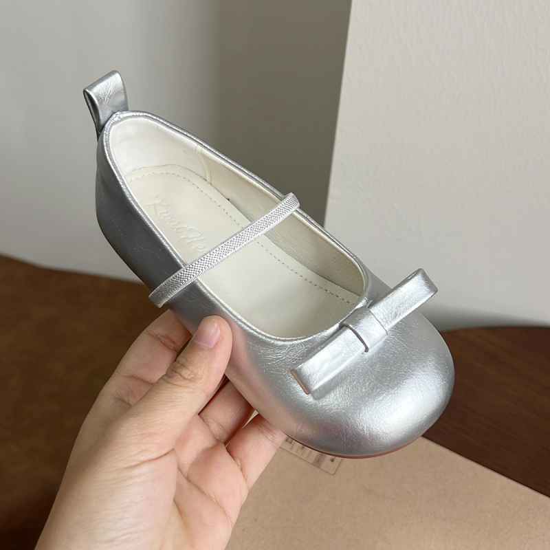 Dievčenské Mary Jane topánky s mašľou, mäkkou podrážkou, zapínanie elastickou páskou, horný materiál mikrovlákno, podrážka z gumy