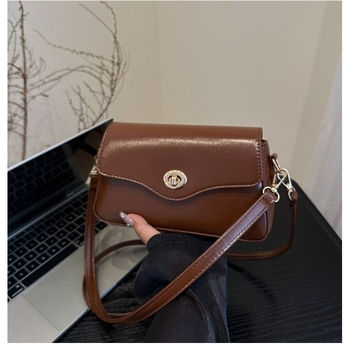 Ženska crossbody torba od PU kože, urbani minimalist stil, horizontalni kvadratni oblik, zaključavanje