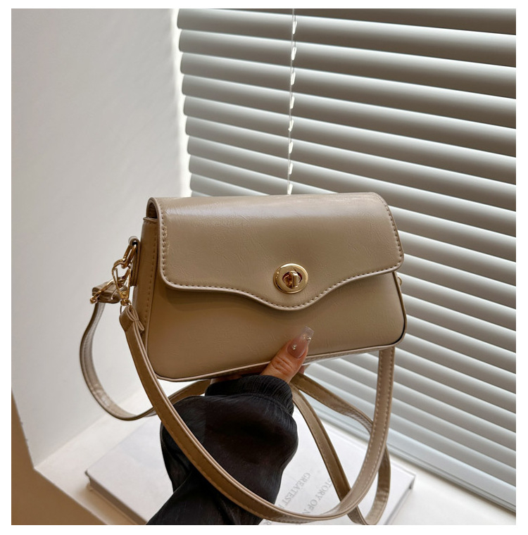 Ženska crossbody torba od PU kože, urbani minimalist stil, horizontalni kvadratni oblik, zaključavanje