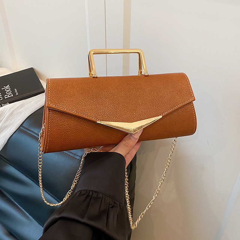 Дамска квадратна чанта през рамо PU материал, уличен стил, с капак, вътрешен джоб с цип, полиестерна подплата