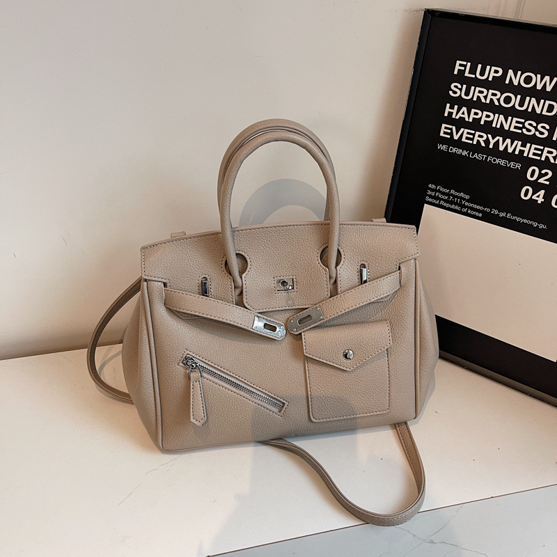 Crossbody torba u gradskom stilu, PU materijal, horizontalni kvadratni oblik, zaključavanje, unutarnja džep sa zipom