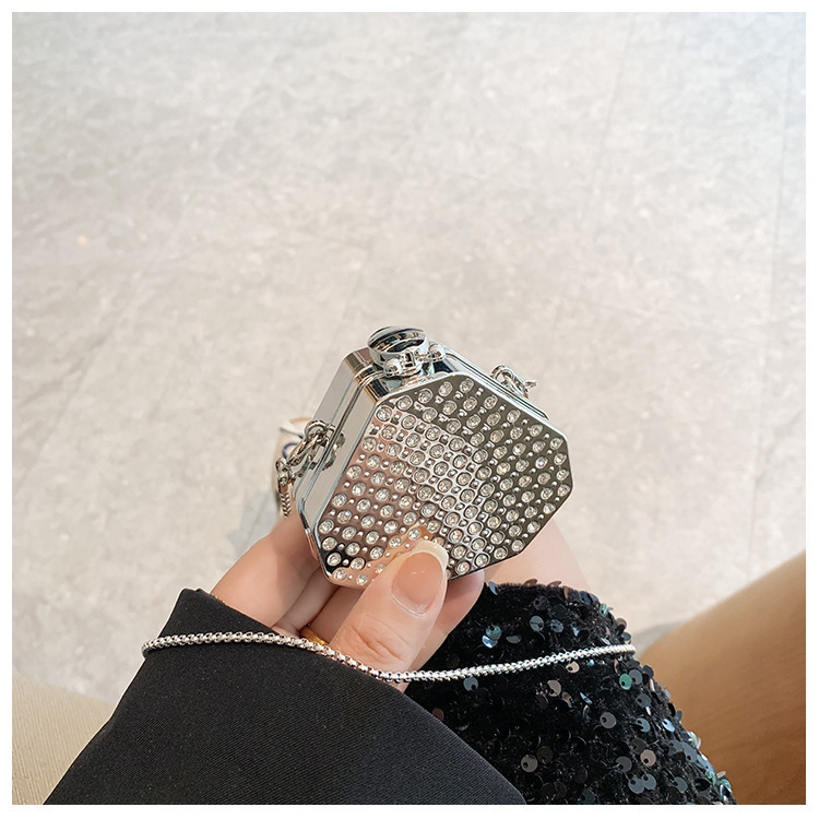 Акрилна кутия чанта с кристали, мини, заключваща се, твърда, пролет 2025