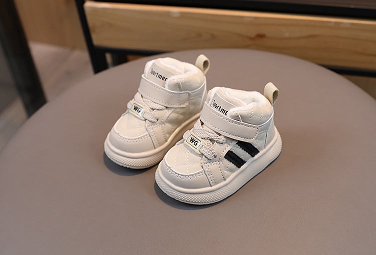 Gyerekcipő 1–3 évnek, vízálló, melegen bélelt fleece-vel, Velcro-zár, műbőr felsőrész, gumitalp, csíkos mintázat, őszi-téli