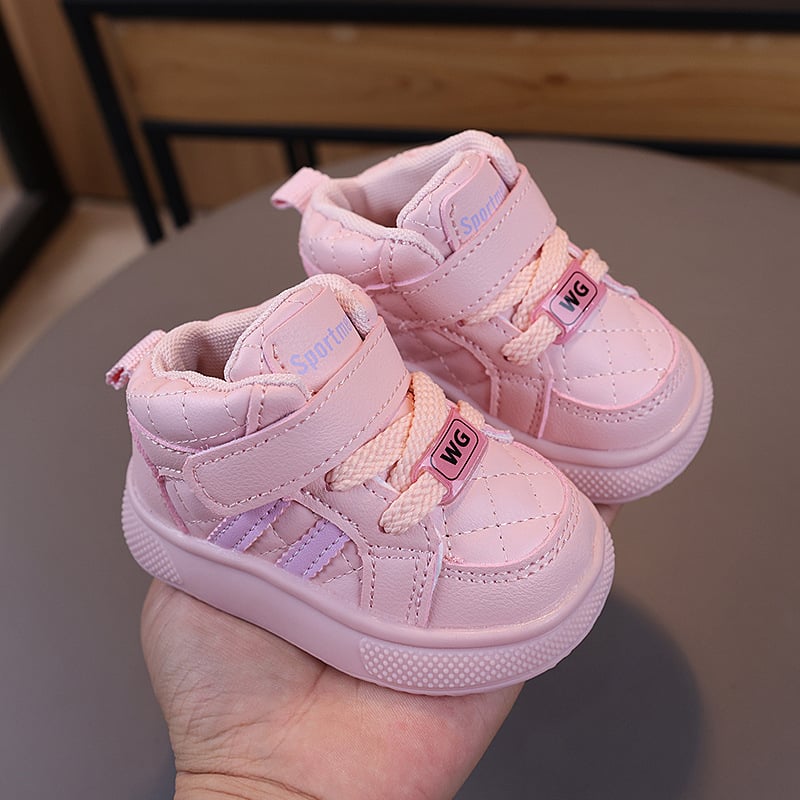 Gyerekcipő 1–3 évnek, vízálló, melegen bélelt fleece-vel, Velcro-zár, műbőr felsőrész, gumitalp, csíkos mintázat, őszi-téli