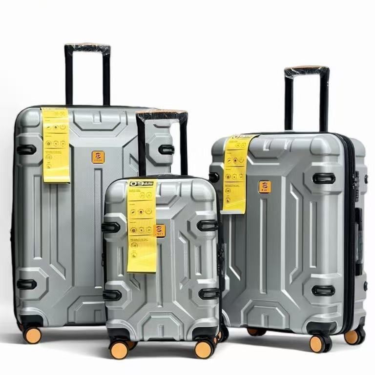 Trodijelni set putnih kofera s tvrdim ABS+PC kućištem, kapacitet 56–75 L, TSA zaključavanje, okretni kotači, proširivi