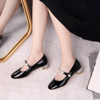 Dievčenské topánky s prackou, britský školský štýl, mäkká podrážka, PU vrchný diel, kožená výstelka, všetky ročné obdobia