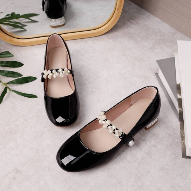 Dievčenské topánky s prackou, britský školský štýl, mäkká podrážka, PU vrchný diel, kožená výstelka, všetky ročné obdobia