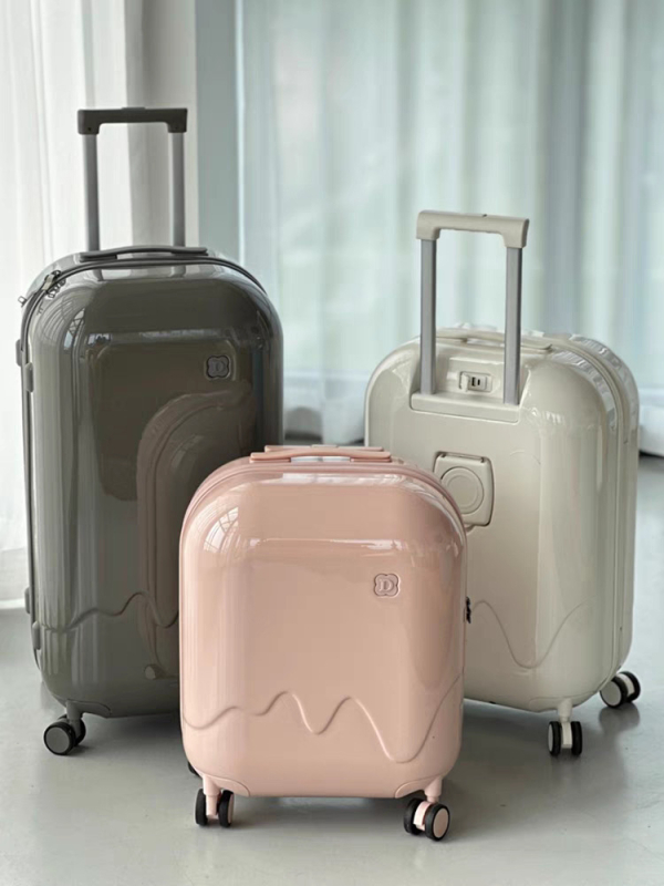 LETOO putni kofer, model D222, kapacitet 56–75 L, ABS+PC konstrukcija, TSA brava, USB port