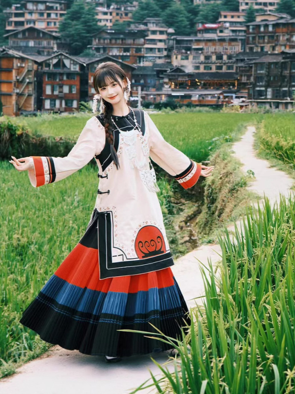 Yi etnički studijski kostim za foto snimanje - poliester na pozornicu odjeća za žene 18–24, proljeće 2025