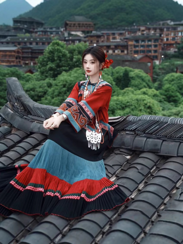 Yi etnički studijski kostim za foto snimanje - poliester na pozornicu odjeća za žene 18–24, proljeće 2025