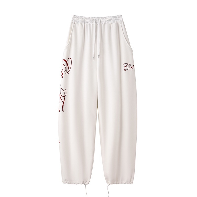 Jazz tánc utcai stílusú előadásra szánt ruhaszett, laza szabás, karcsúsító hatás, pamut anyag, 30-50% pamut tartalom, második anyag pamut 30% alatt, ősz 2025