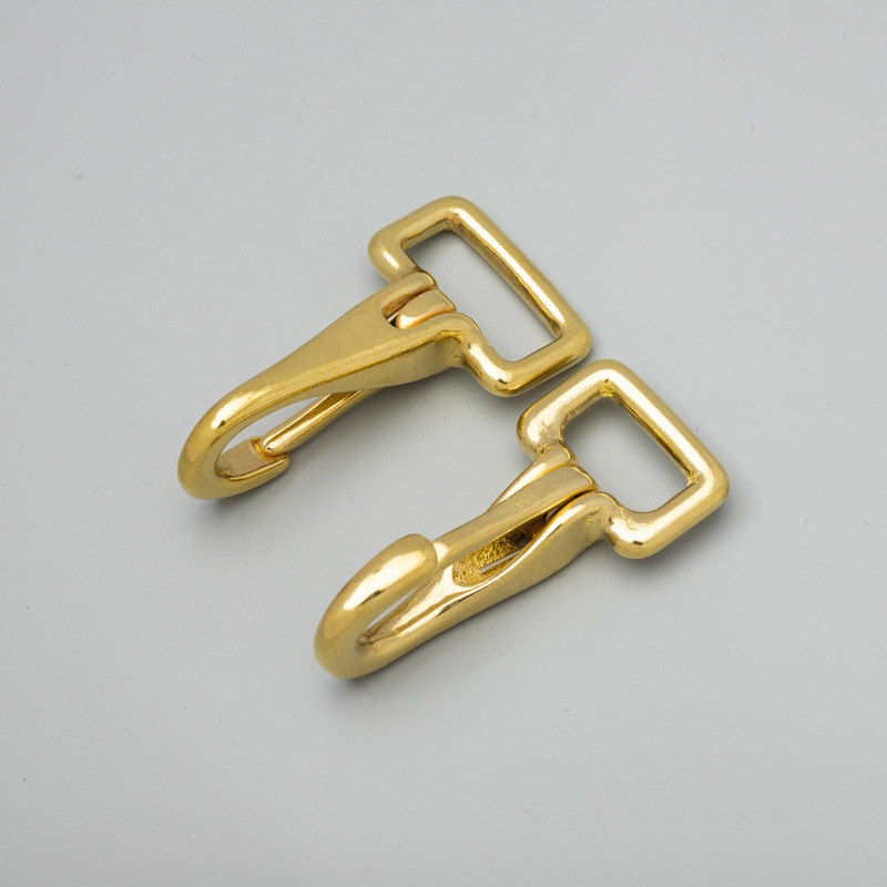 Mosadzový háčik na tašku s prackou - Tuoxin séria 56B, kožené doplnky