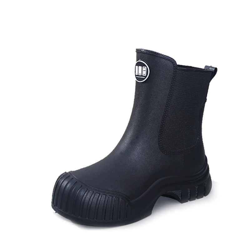 Cizme de ploaie pentru femei din PVC – înălțime medie a gambelor, talpă îngroșată, toc mic 1–3 cm