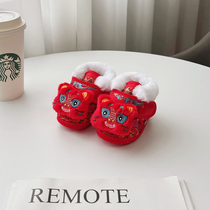Unisex βρεφικά παπούτσια‑καλτσάκια για χειμώνα, ζεστά με παχύ επάνω μέρος από ύφασμα, υφασμάτινη σόλα, Velcro κλείσιμο, μοτίβο καρτούν, για ηλικίες 6–12 μηνών